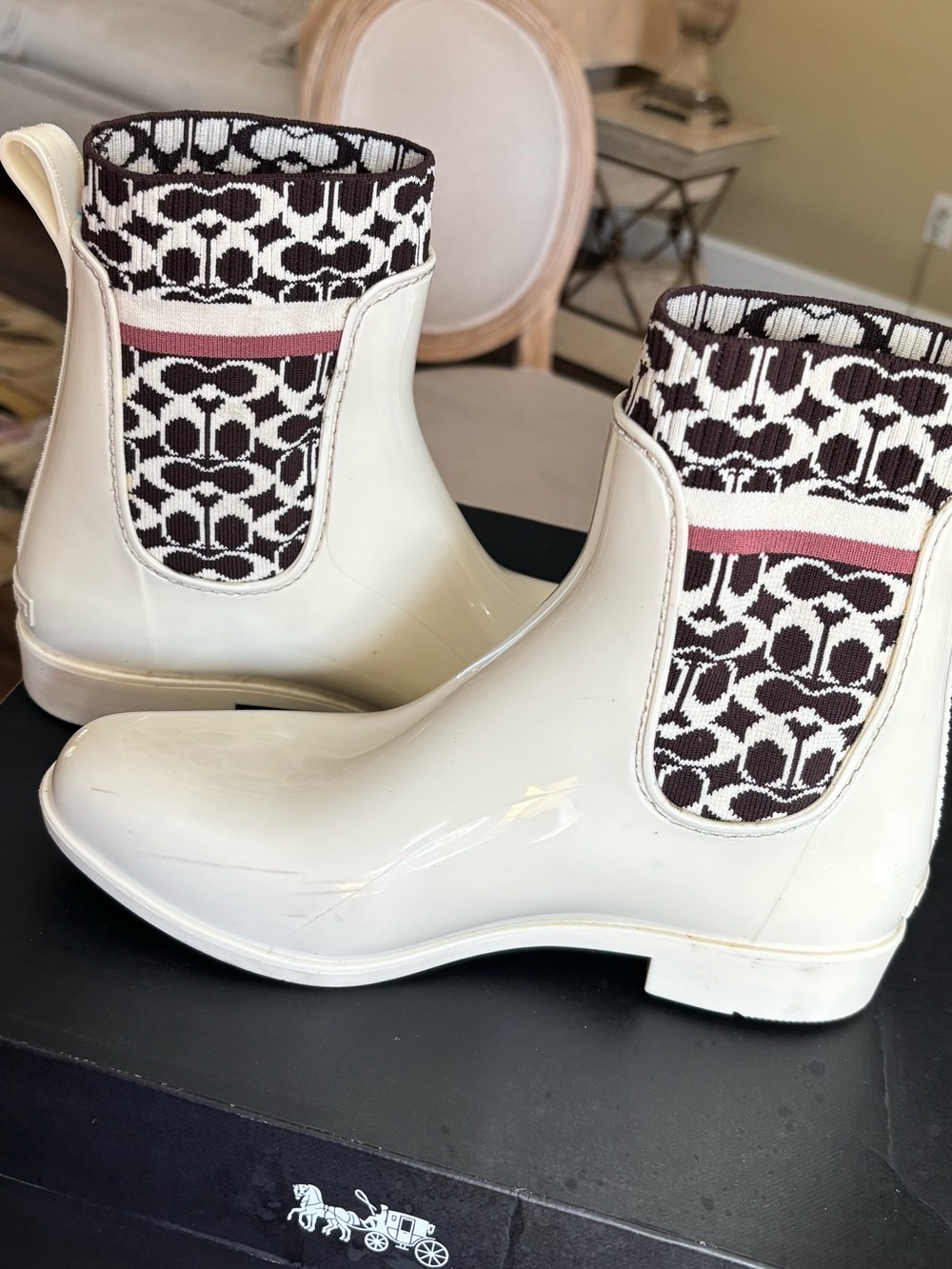 COACH Cream Chelsea Rain Booties with Signature Knit Panel and Red Accent sz 8